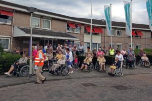 Scheiden van wonen en zorg